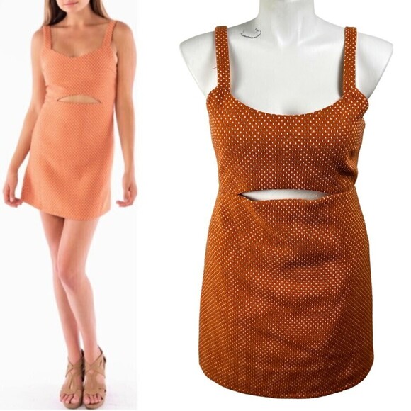 First Monday Lollypop Swiss Dot Size L Knit Cut Out Retro Sheath NEW Mini Dress - Picture 15 of 16